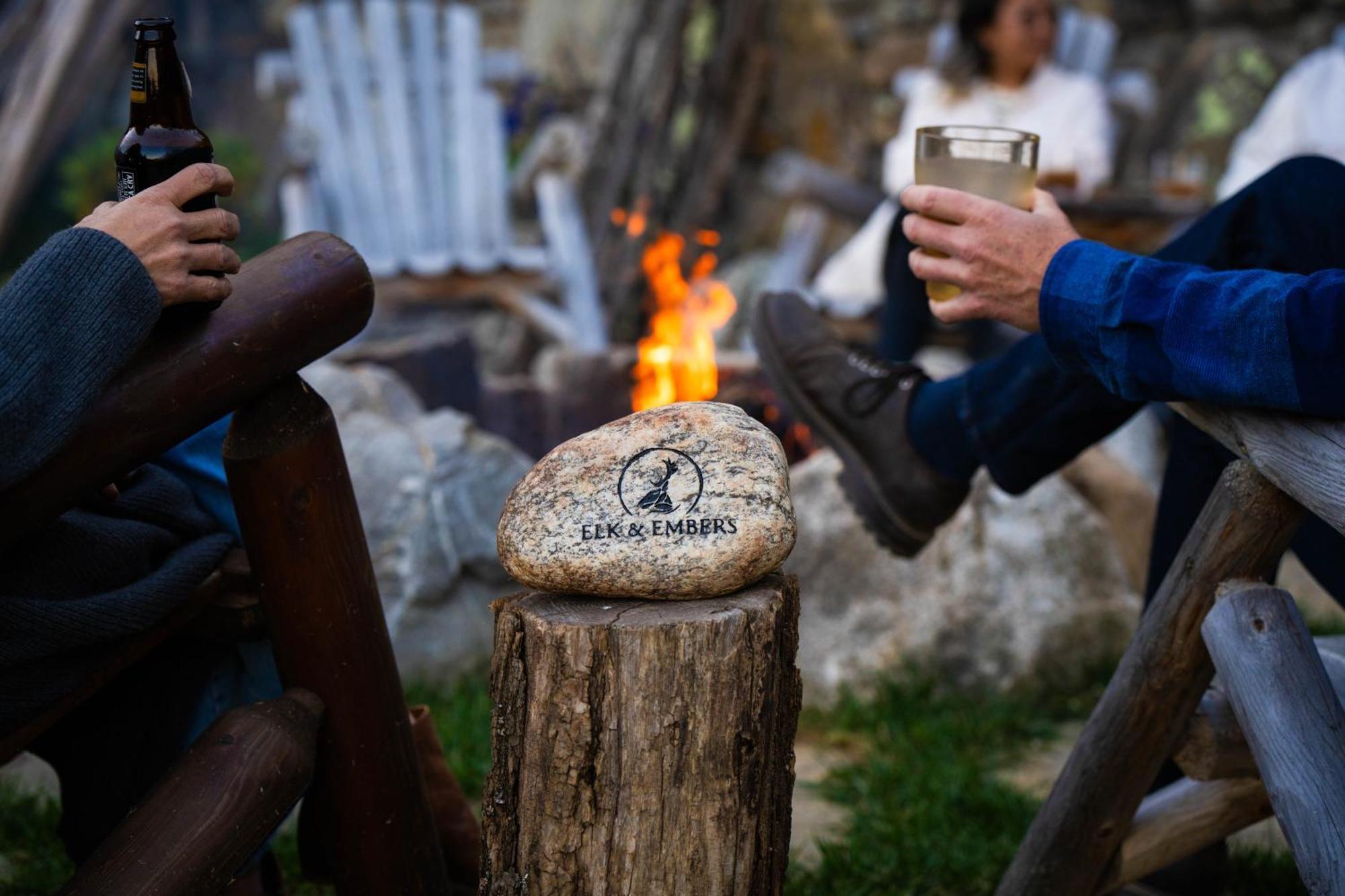 Hotel Elk & Embers Mountain Hideaway Waynesville Esterno foto